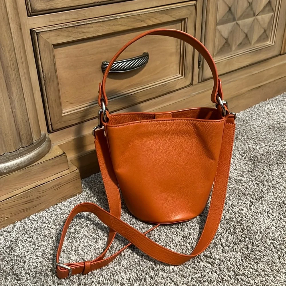 Hyer Goods Mini Bucket Bag - Picture 1 of 6